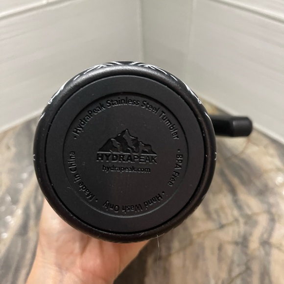 HydraPeak Black Wiccan Voyager 40 oz Steel Tumbler Handle Straw Wicca Floral NEW - Picture 5 of 6